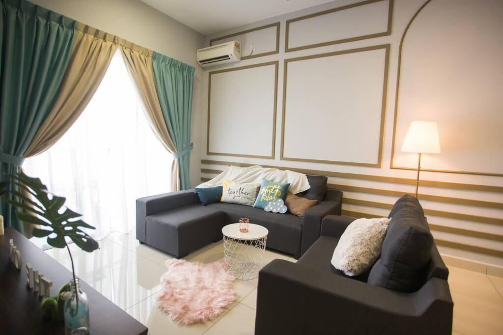 New Skysuites Lovely 2 Bedroom 4-6Pax Τζόχορ Μπάχρου Εξωτερικό φωτογραφία